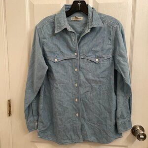 Banana Republic Chambray Button Up Light Denim Cotton Shirt size S